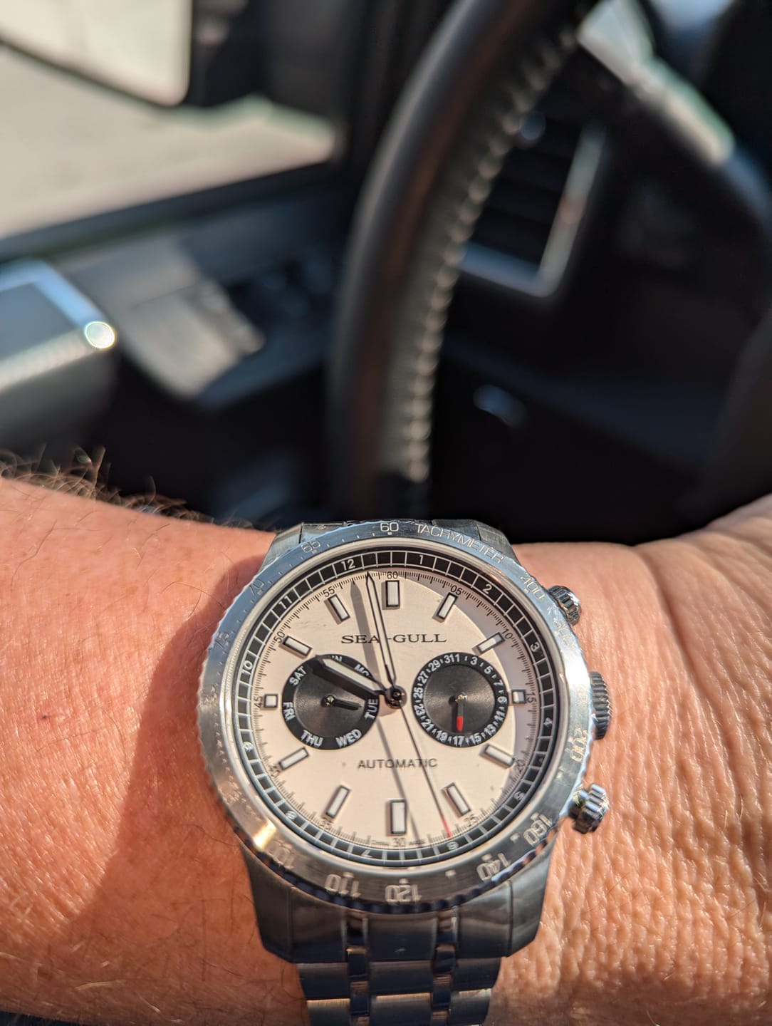 Customer photo review of Panda Eye | GMT | Dual Calendar | Tachymeter | 43mm