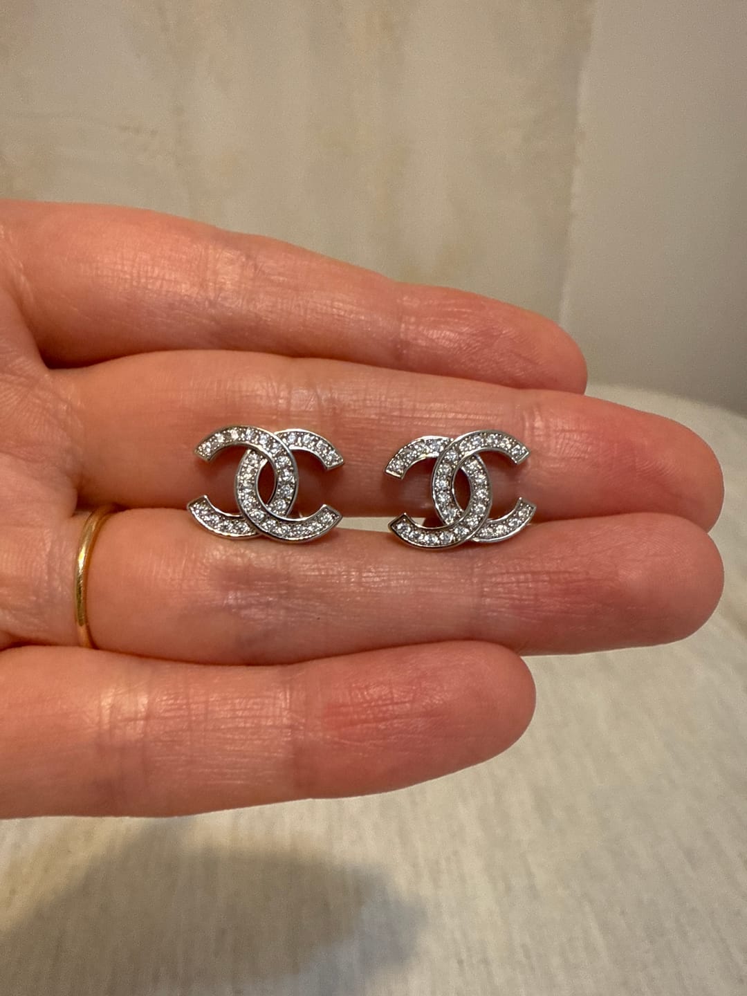 Customer photo review of CC LOGO EARRINGS SMALL SILVER DIAMOND