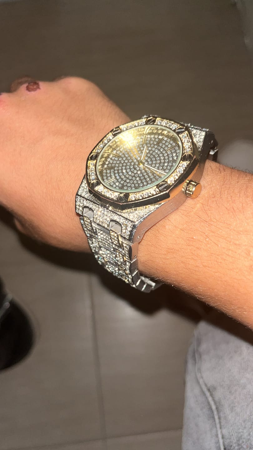 Customer photo review of Orologio AP Iced Out - Bicolor