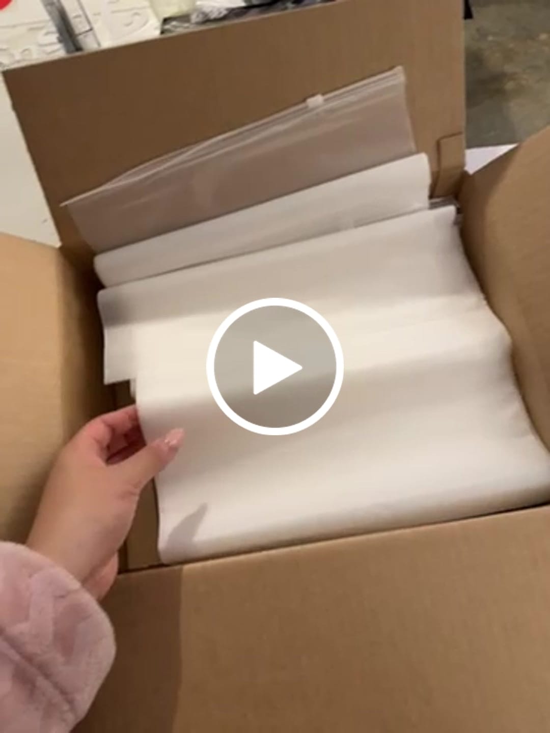 Customer video review of 50pcs Frosted Zipper Plastic Garment Bag 300x400mm M268