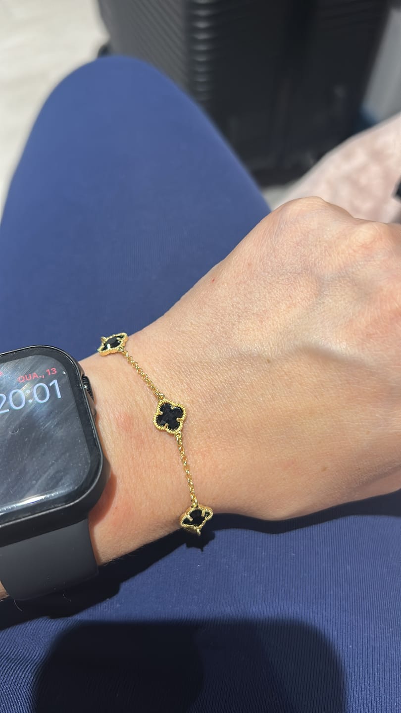 Customer photo review of Clover | Bracelet with Black Quartz
