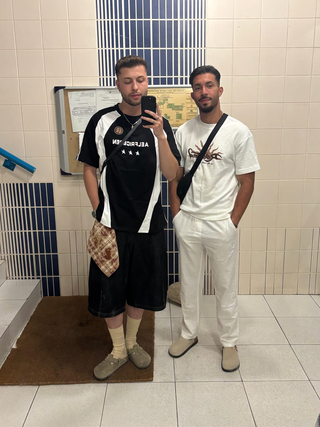 Customer photo review of Aelfric Eden Detachable Kerchief Baggy Longline Jorts
