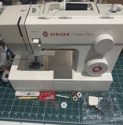 Customer photo review of Singer Heavy Duty 5523 Sewing Machine - Which? Best Buy