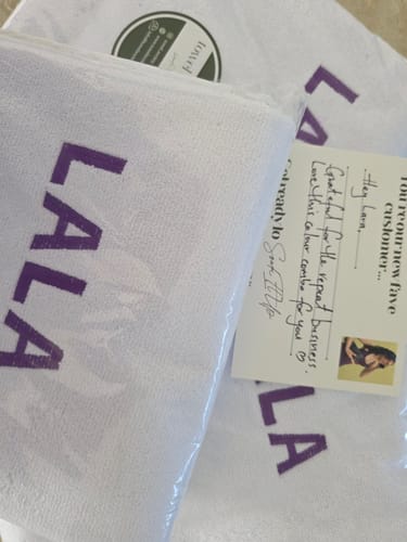 Customer photo review of Waterproof Car Seat Towel – Black |Towel Society