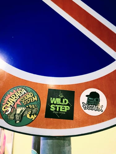 Customer photo review of Sticker Vinile Classico