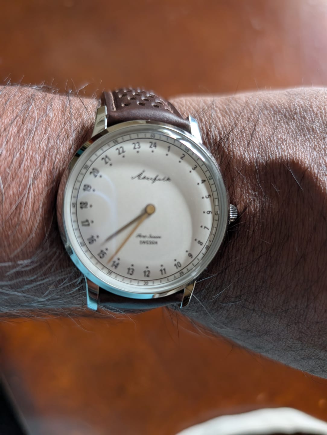 Customer photo review of First Season Silver White with Black Leather