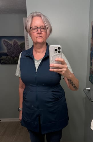 Customer photo review of Carefree Lightweight Long Vest