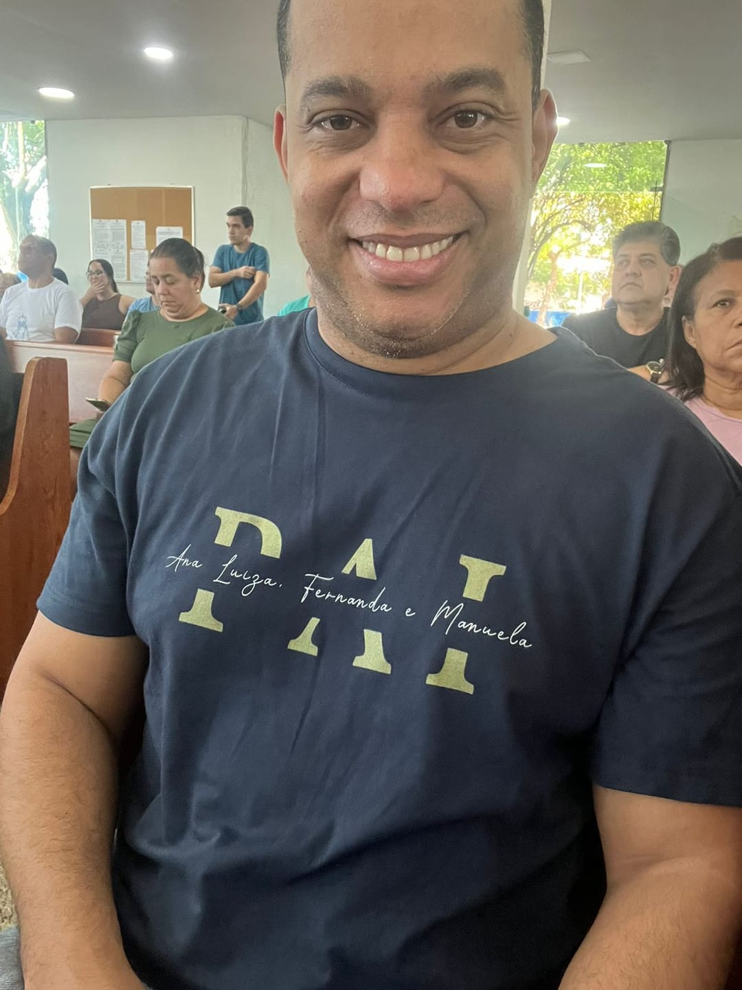 Customer photo review of Camiseta Personalizada MÃE / PAI E FILHOS - Algodão 100%