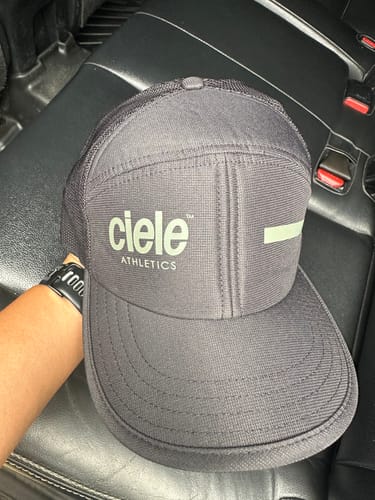 Customer photo review of Ciele TRKCap SC - Athletics/Bar Shadowcast Running Cap