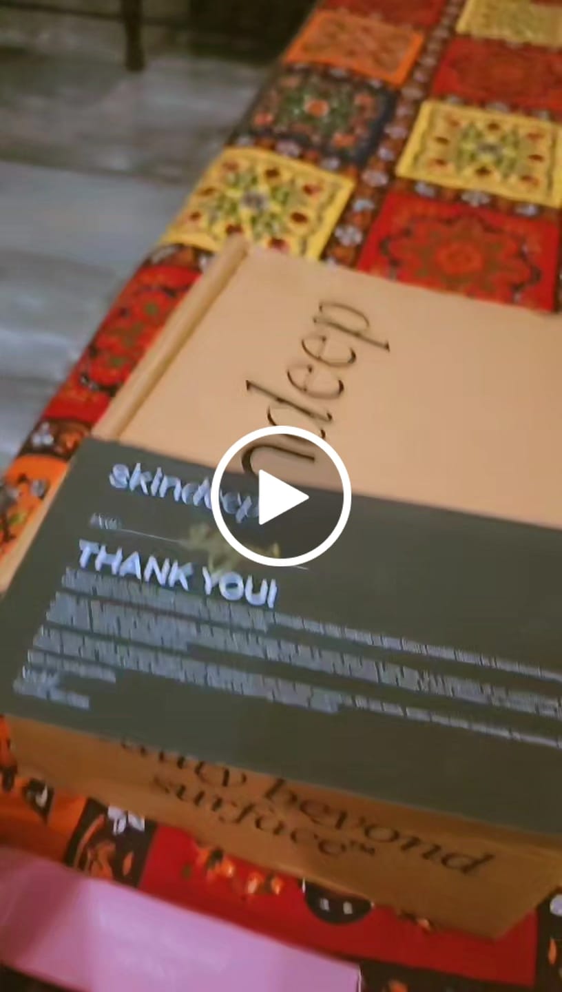 Customer video review of DEEP MOISTURE CONDITIONER - with Silk Protein+Pro Vit B5