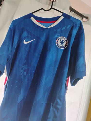 Customer photo review of Chelsea Local - 25/26