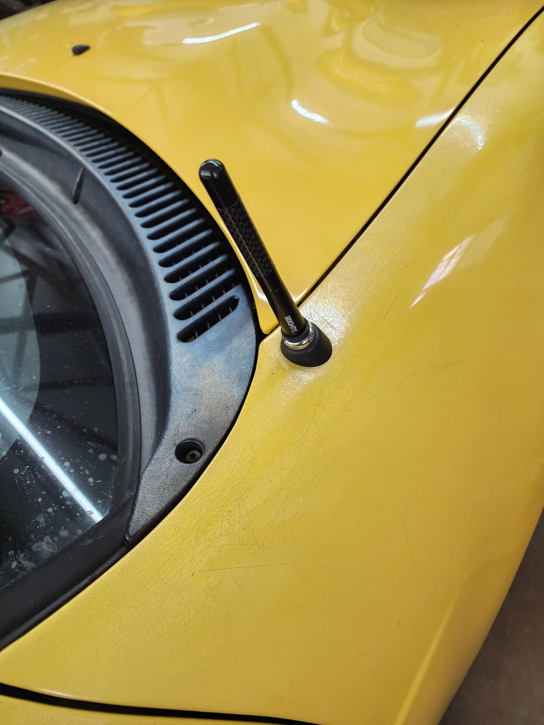 Customer photo review of 80Eighty® Carbon Antenna