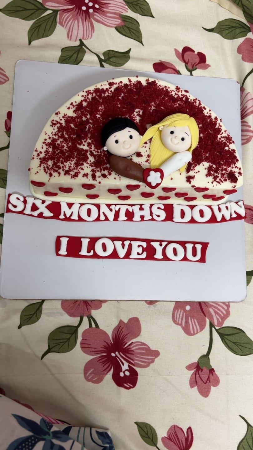 Customer photo review of 6 Months Anniversary Design Cake