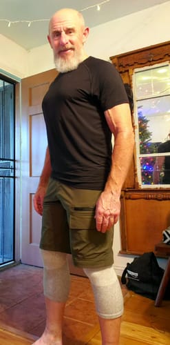 Customer photo review of Premium Bamboo Knee Sleeve (Single)