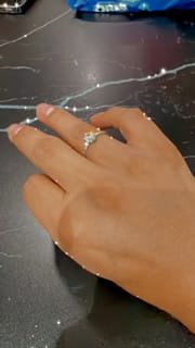 Customer photo review of ANILLO COMPROMISO PANDORA CORONA TRANSPARENTE + KIT DE REGALO