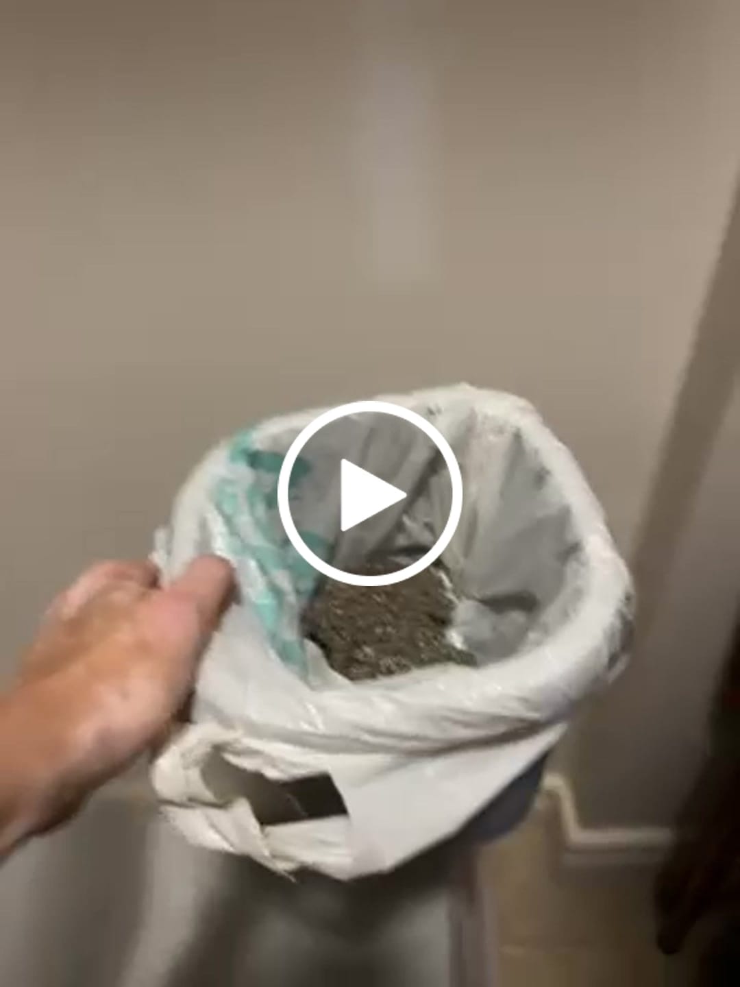 Customer video review of Noba Zero - Cat litter Waste Management System