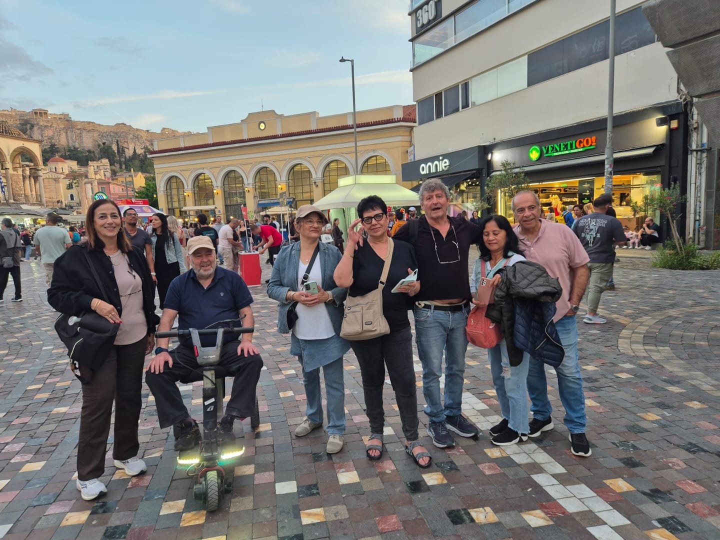 Customer photo review of משענות יד ל ATTO