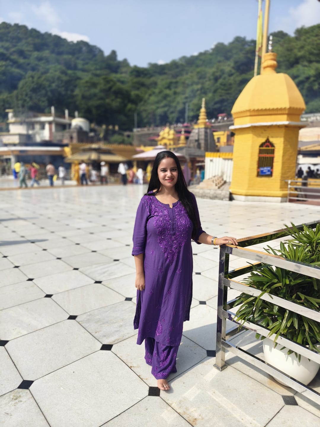 Customer photo review of Purple 2 piece Rayon Mukaish set