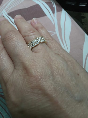 Customer photo review of Lavinia Eternity Ring