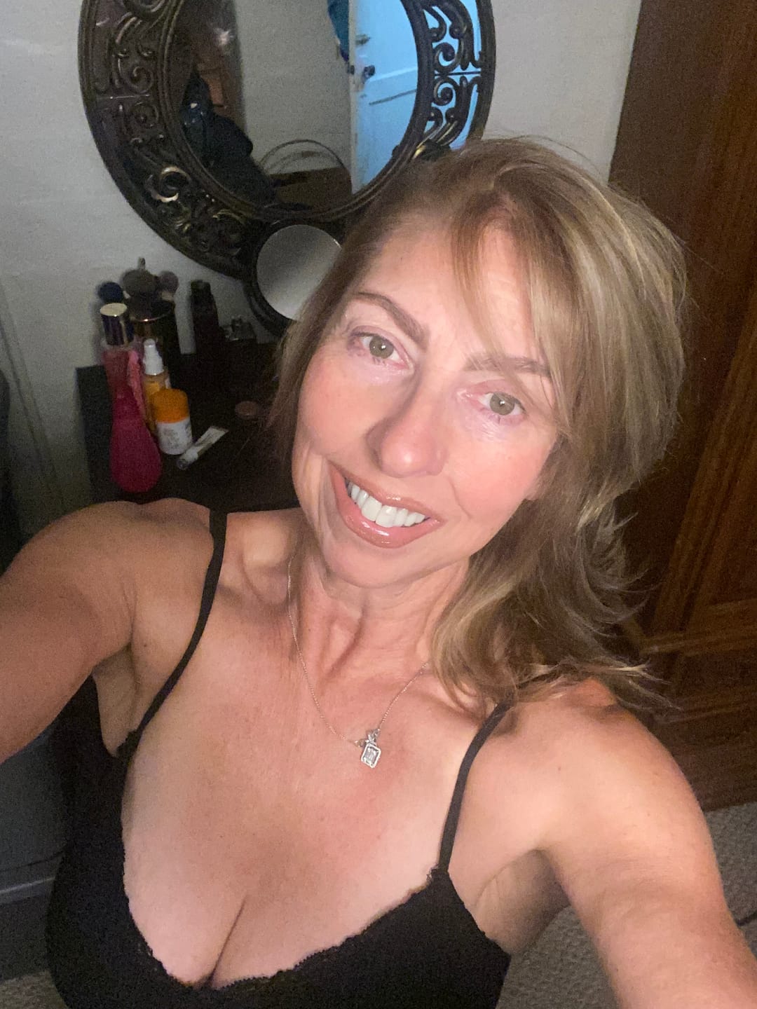 Customer photo review of Eyeling Light Brown