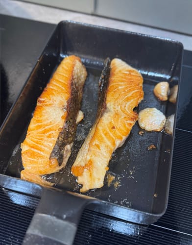 顧客對日本Vermicular 焗爐適用 琺瑯鑄鐵玉子燒鍋 Egg & Toast Pan【限時優惠 送原裝專用不鏽鋼鍋蓋】的照片評價