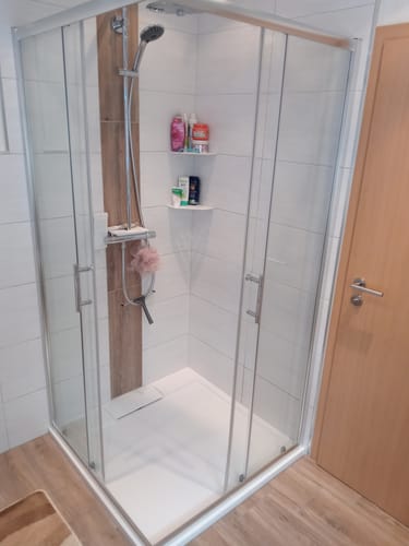 Customer photo review of SONNI Duschkabine Eckeinstieg Schiebetür ohne Duschtasse Ablaufgarnitur 70-120cm Höhe 185cm/195cm