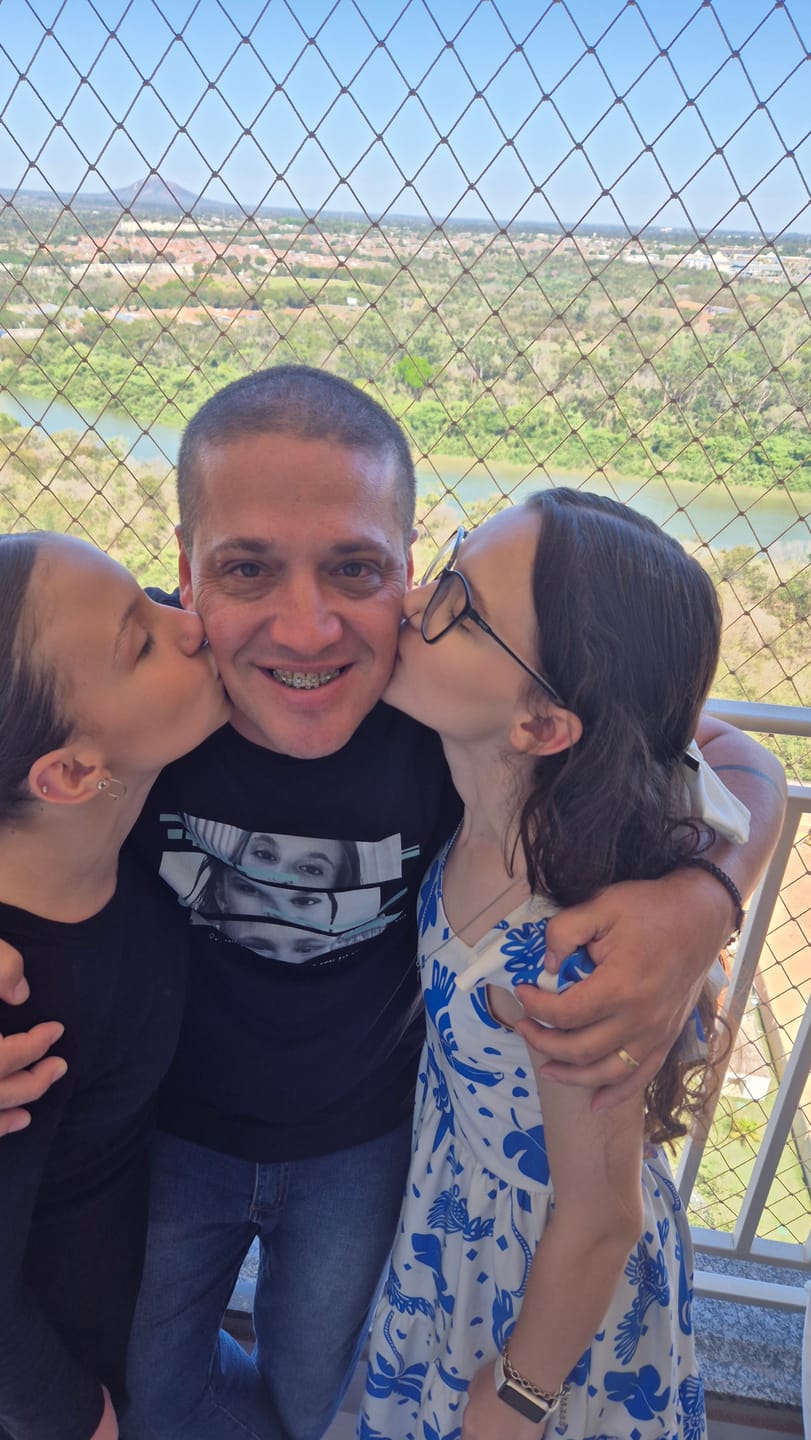 Customer photo review of Camiseta Personalizada DIA DOS PAIS - OLHARES DOS FILHOS - Algodão Peruano