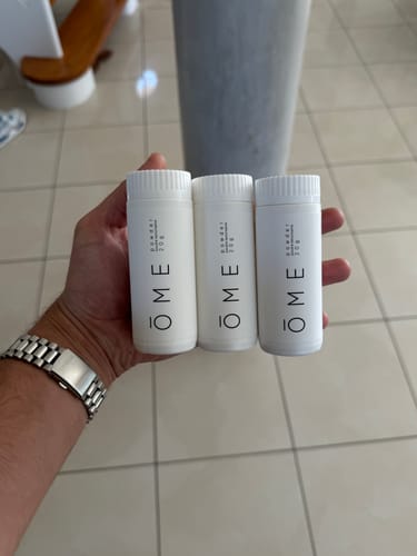 Customer photo review of ŌME - Pack 3 poudres texturisante coiffante