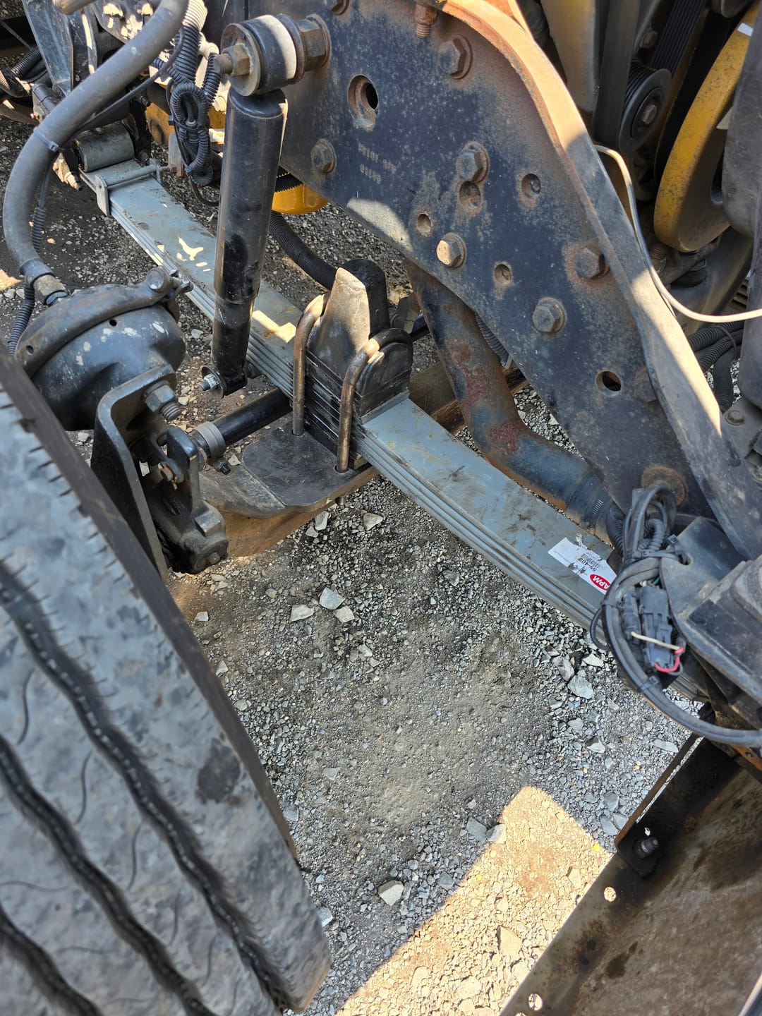 Customer photo review of 1982 - 2008 Kenworth W900B And W900L Front Leaf Spring - 4 Leaves - 59-408