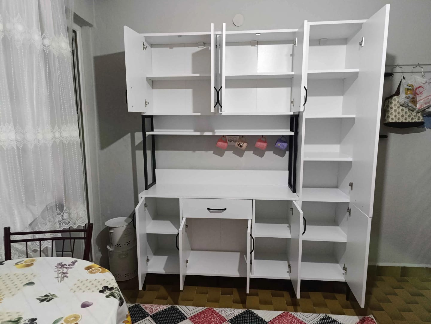 Customer photo review of Rani JE134 Çok Amaçlı Dolap 10 Kapaklı 1 Çekmeceli Kiler Mutfak Dolabı Beyaz