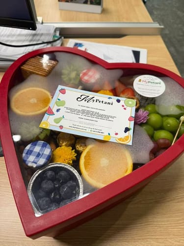 Customer photo review of Bentley Love Cheese Grazing Box (Available in Klang Valley, Seremban, Penang & JB only)