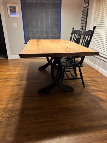 Customer photo review of 418 Curva 28" Dining Table Curved Legs