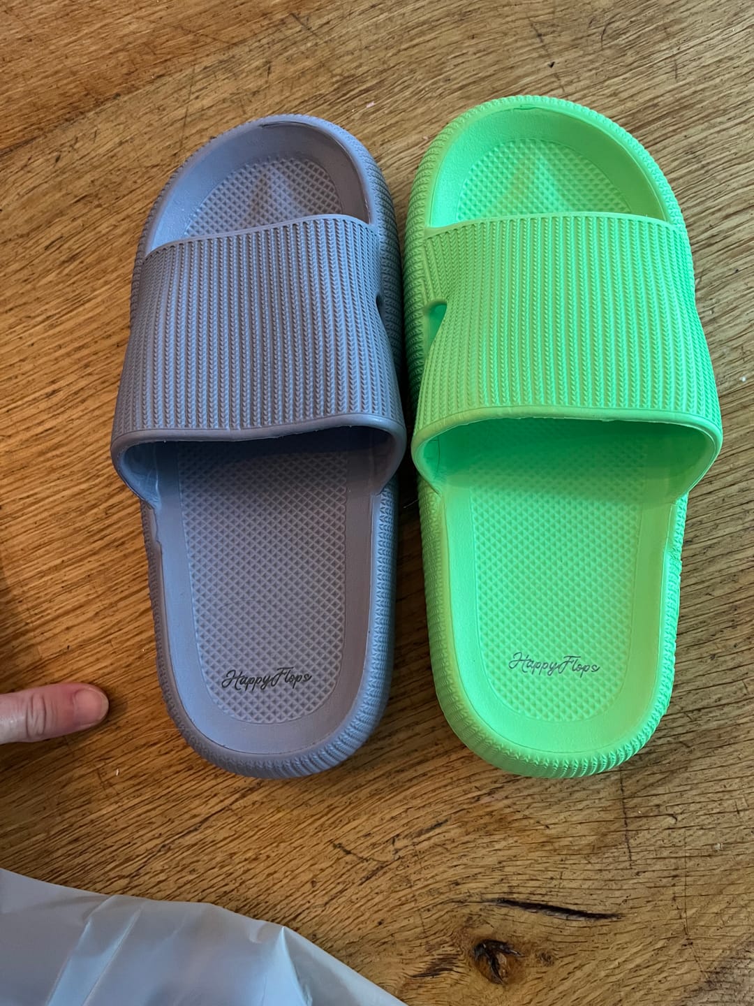 Customer photo review of HappyFlops Nordic Collection