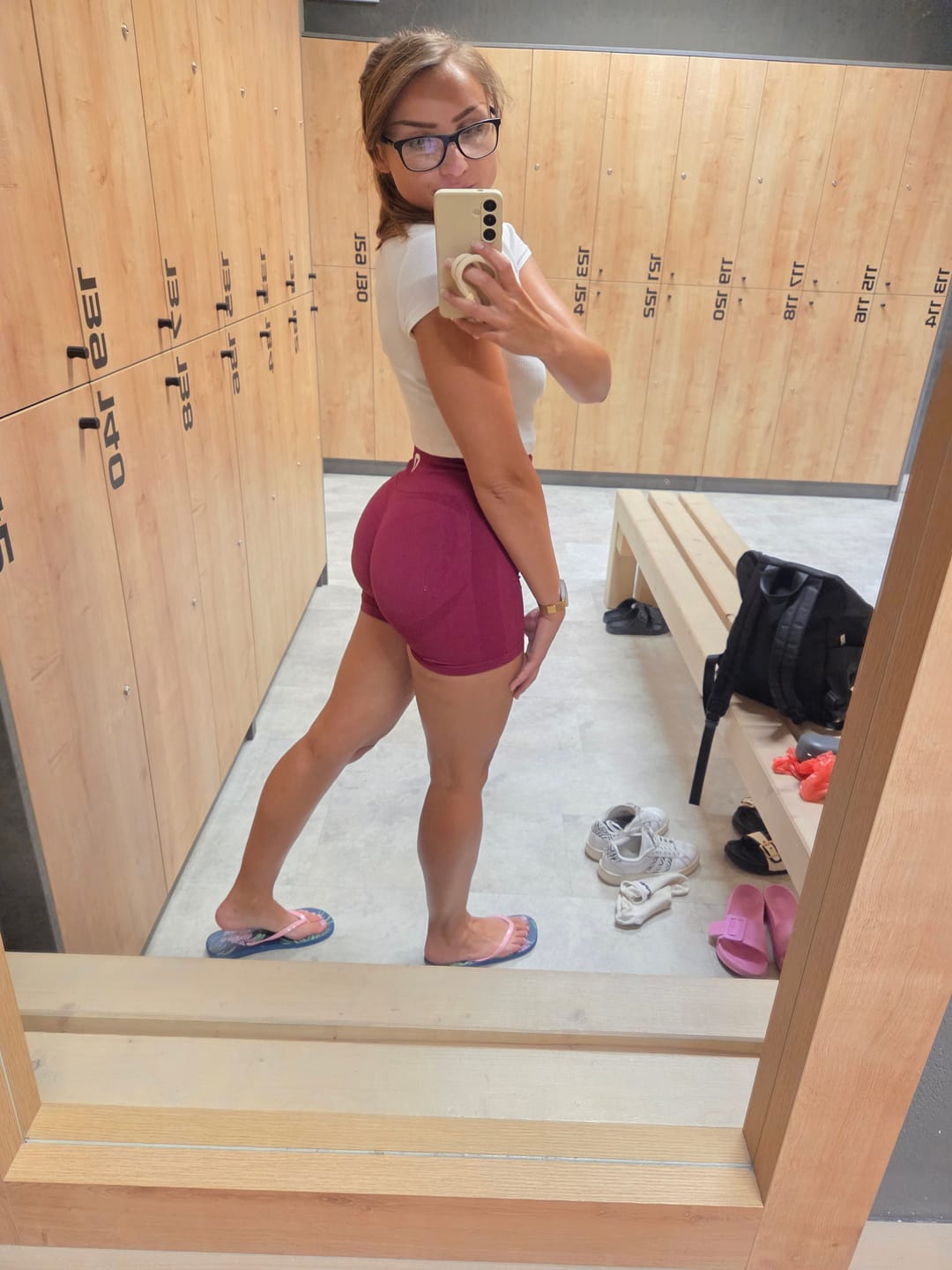 Customer photo review of MOTION SEAMLESS SHORTS
