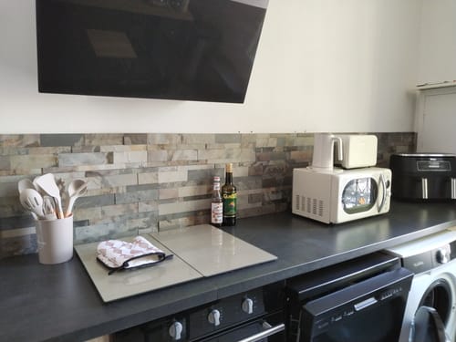 Customer photo review of Pierre Naturelle Parement Adhésive Seoul Macedonian