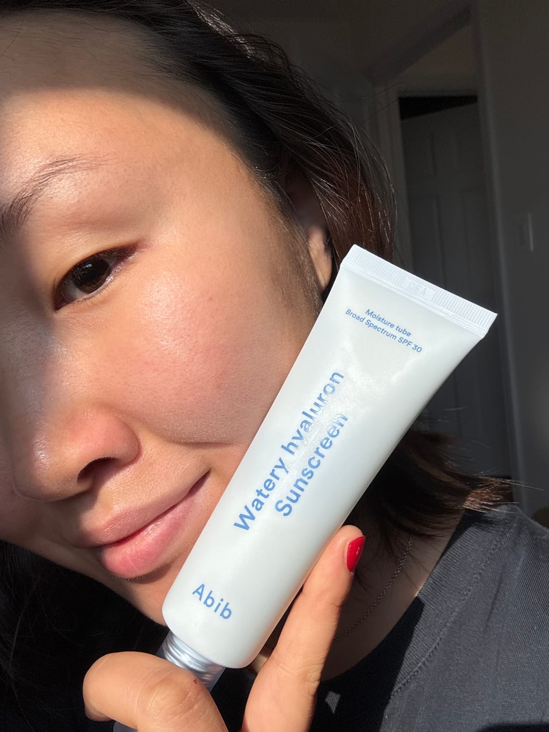 Customer photo review of Watery hyaluron sunscreen Moisture tube