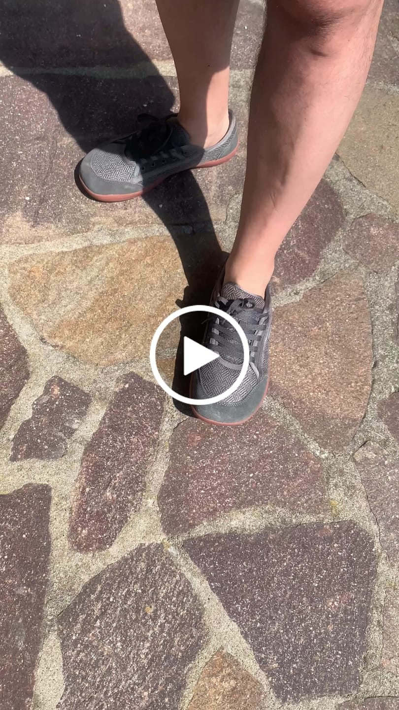 Customer video review of Hyacinth - Scarpe Barefoot