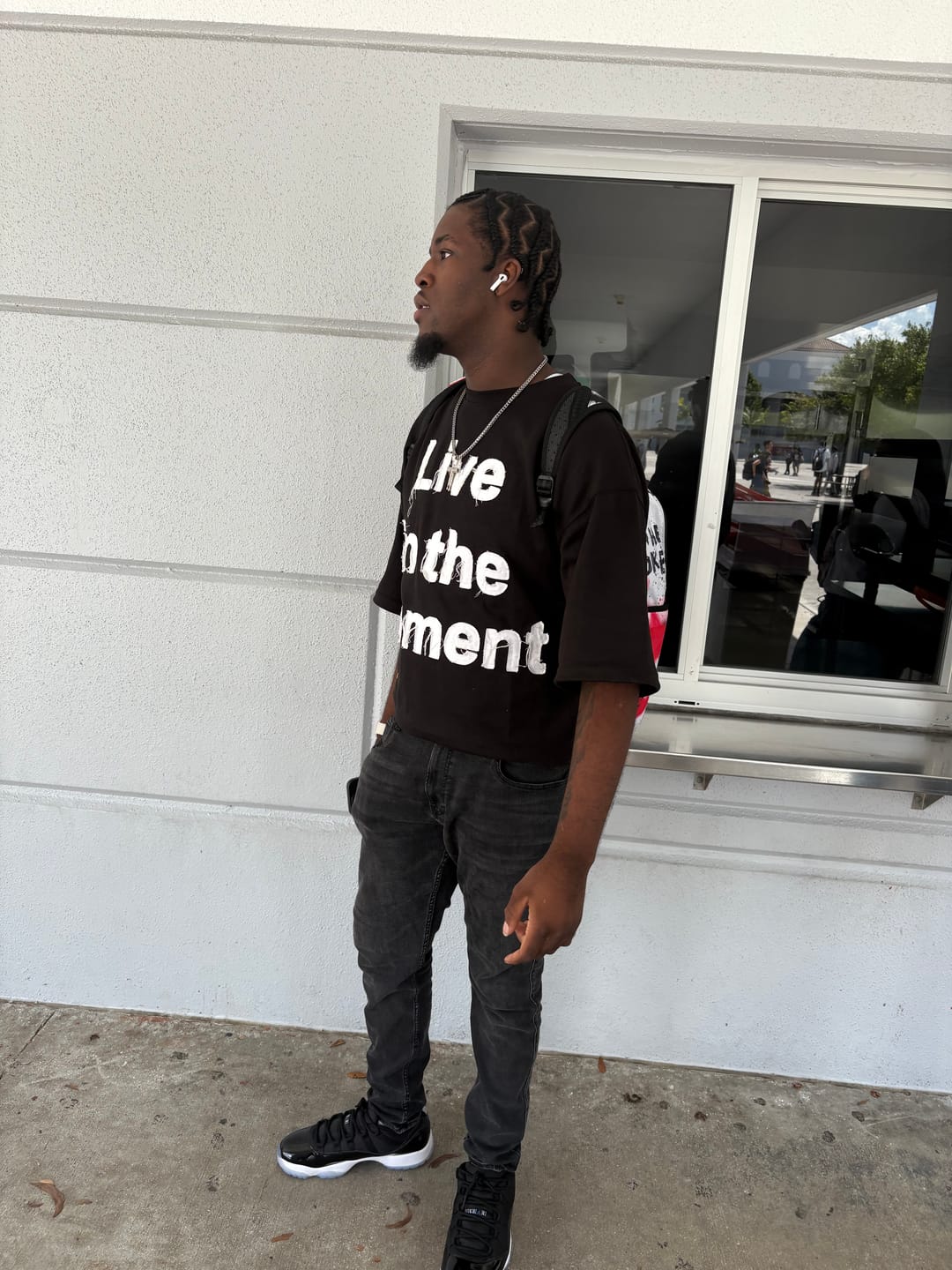 Customer photo review of Live in the Moment Fabric-on-Fabric Crop Tee (Black) (WGM)