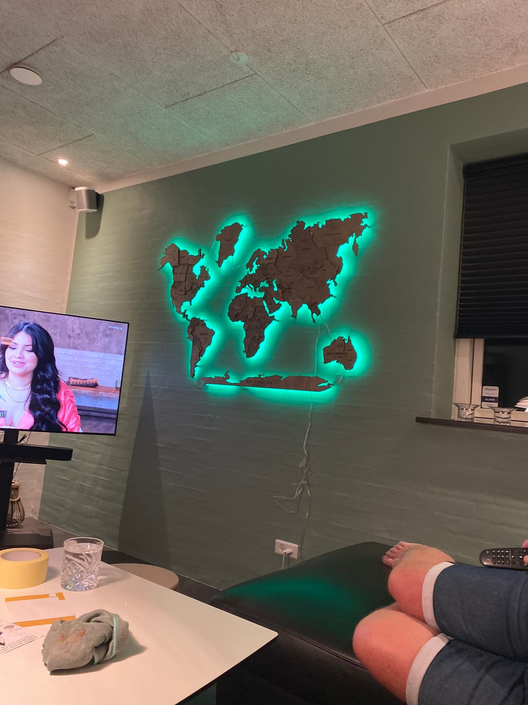 Customer photo review of 3D LED Wooden World Map 3.0 Terra