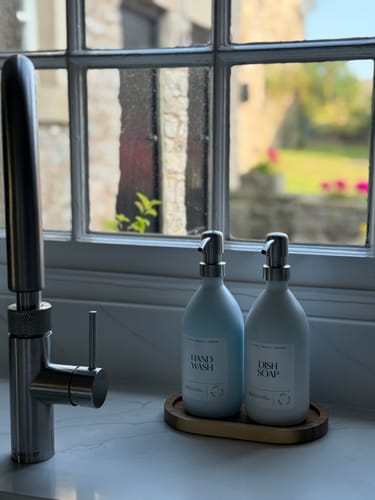 Customer photo review of Set of 2 Milky White Glass Bottle 500 ML with Stainless Steel Pump & Small Tray (White Label)