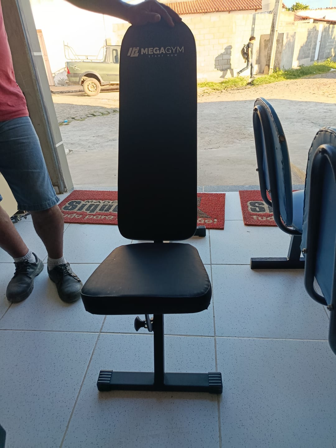 Customer photo review of Banco de musculação 6x1 posições