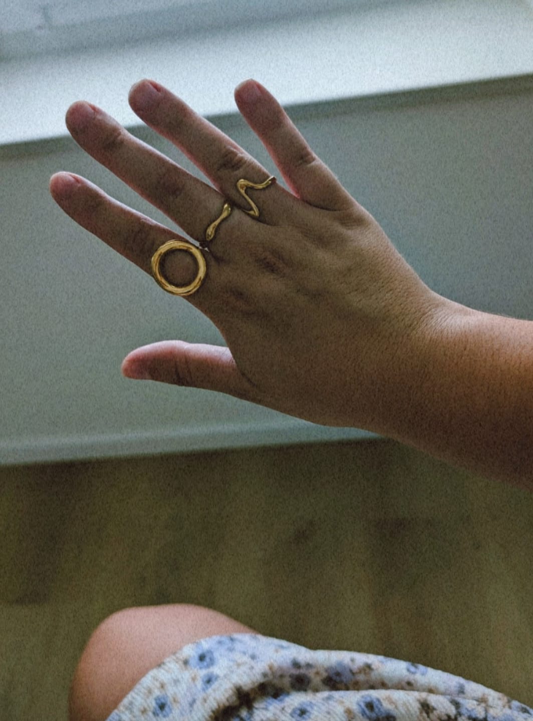 Customer photo review of Popular Meltdown Ring 14K Vergoldet