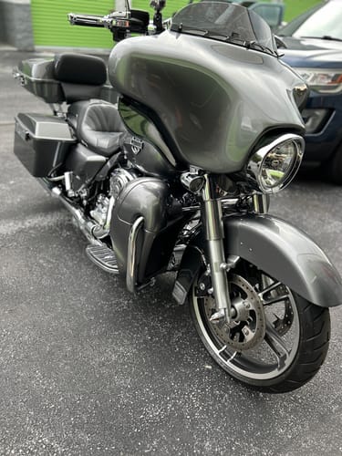 Customer photo review of HR3 Black Chrome Engine Guard Highway Crash Bar Fit For Harley Touring Road Glide 09-23