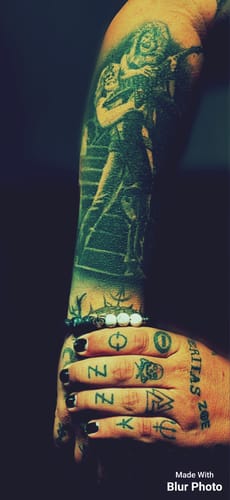 Customer photo review of THE DARKNESS - "MAMA, I'M COMING HOME"