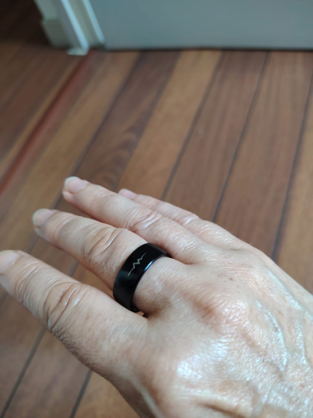 Customer photo review of Fitaos R06 Glucose & ECG Smart Ring - BP Health Tracker