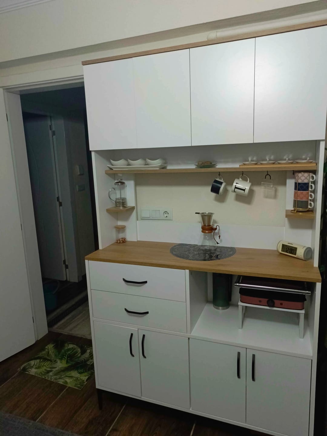 Customer photo review of Rani JE179 Çok Amaçlı Dolap 8 Kapaklı 2 Çekmeceli Kiler Mutfak Dolabı Beyaz - Sepet Ceviz