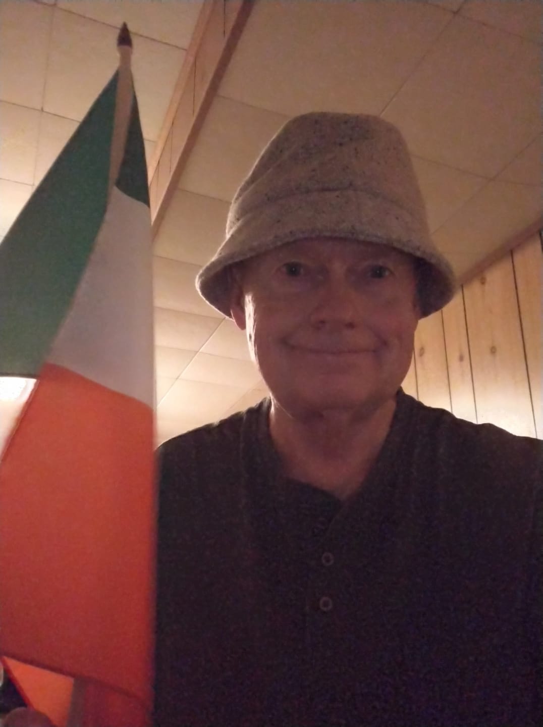 Customer photo review of Wee Thatch Hat Tweed