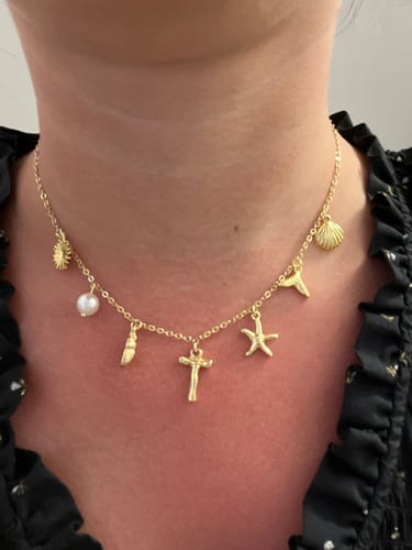 Customer photo review of GOLD OCEAN LETTER NECKLACE