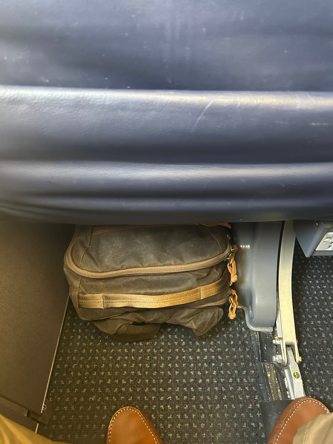 Customer photo review of CIVIC Travel Bag - Waxed Canvas