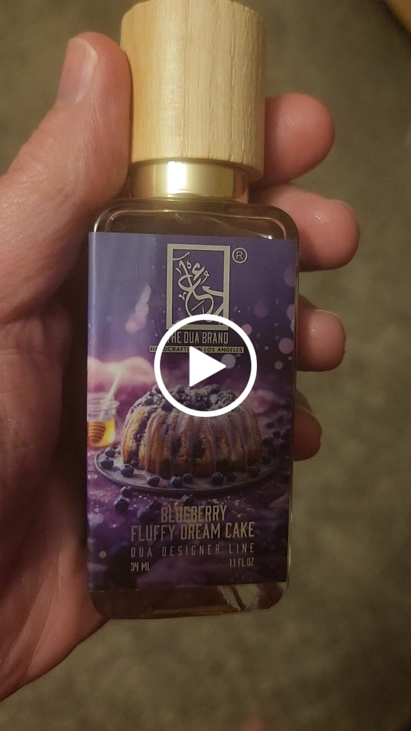 Customer video review of Blueberry Fluffy Dream Cake